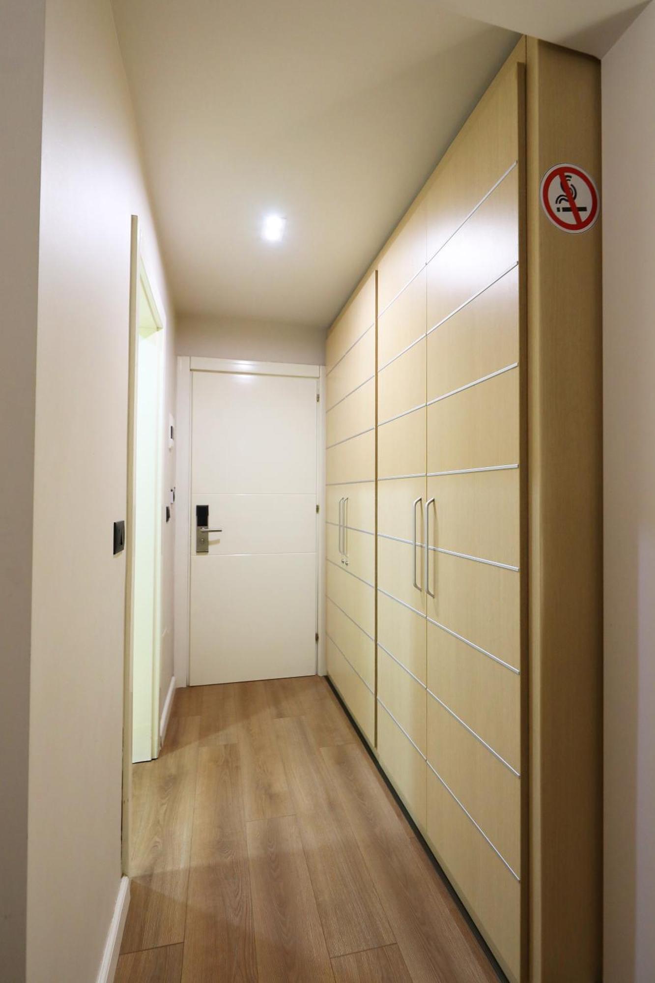 Hotel Libertas Vlore Bagian luar foto