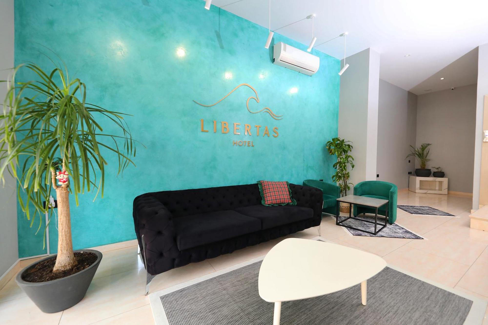 Hotel Libertas Vlore Bagian luar foto