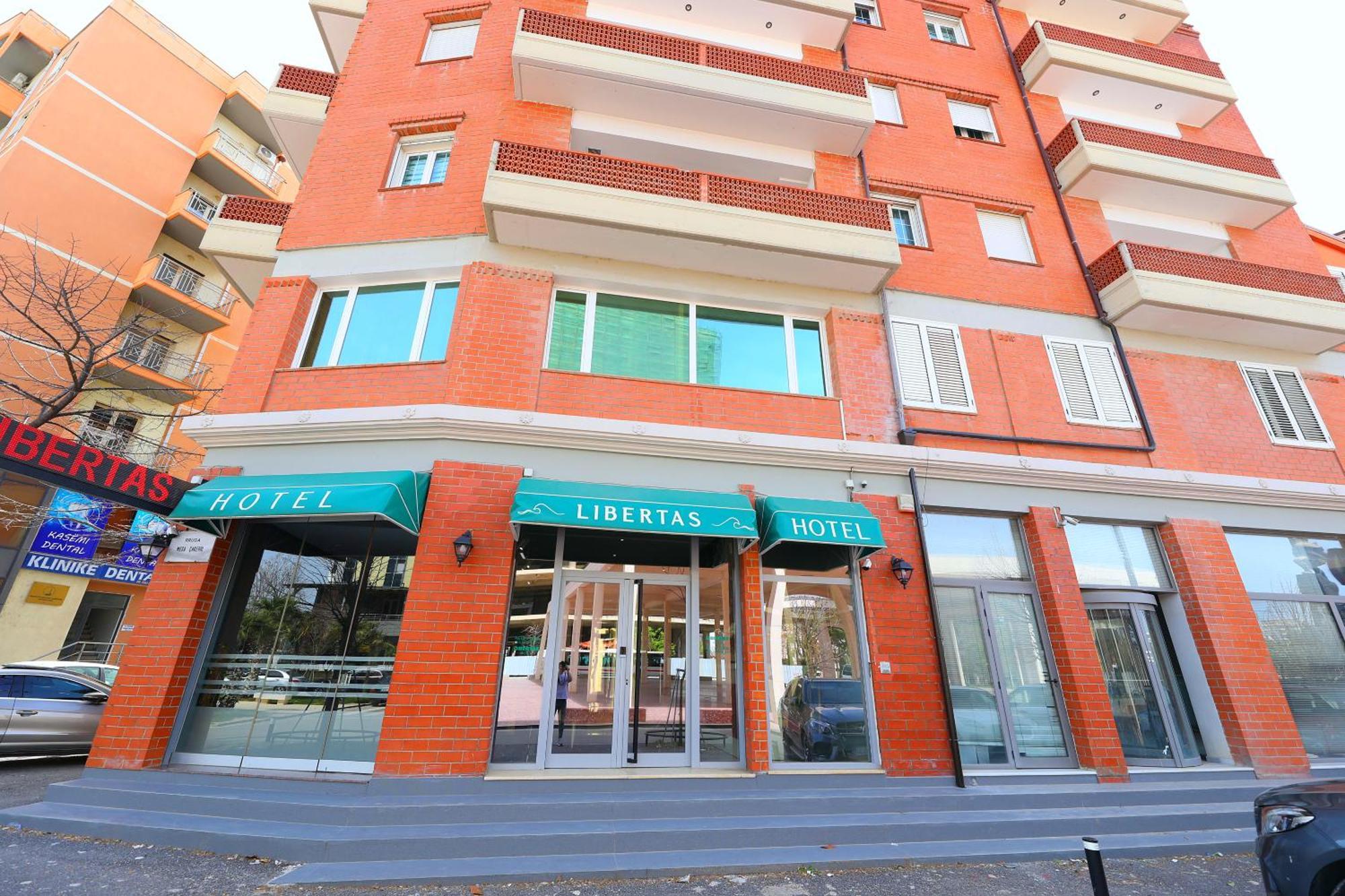 Hotel Libertas Vlore Bagian luar foto